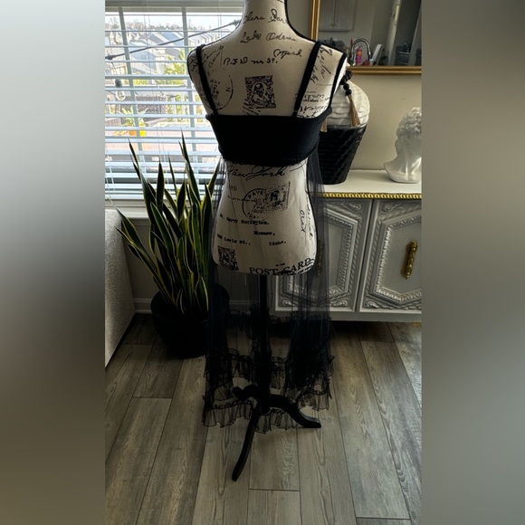 Anthropologie Elegant Black Maxi Dress - Picture 6 of 10